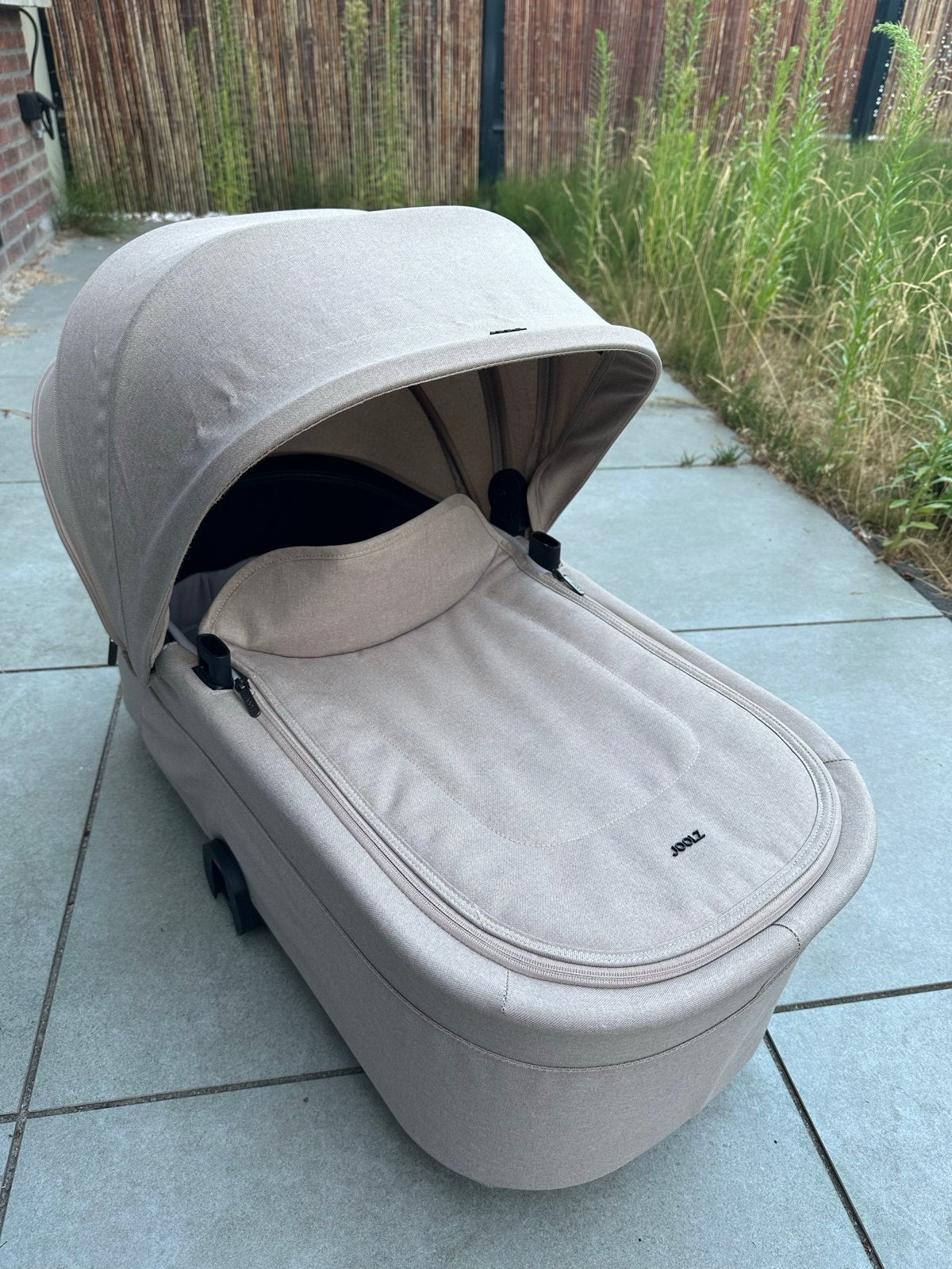 Joolz Hub 2 Reiswieg - Sandy Taupe (Zo goed als nieuw), Zo goed als nieuw, Met reiswieg, Ophalen, Kinderwagen