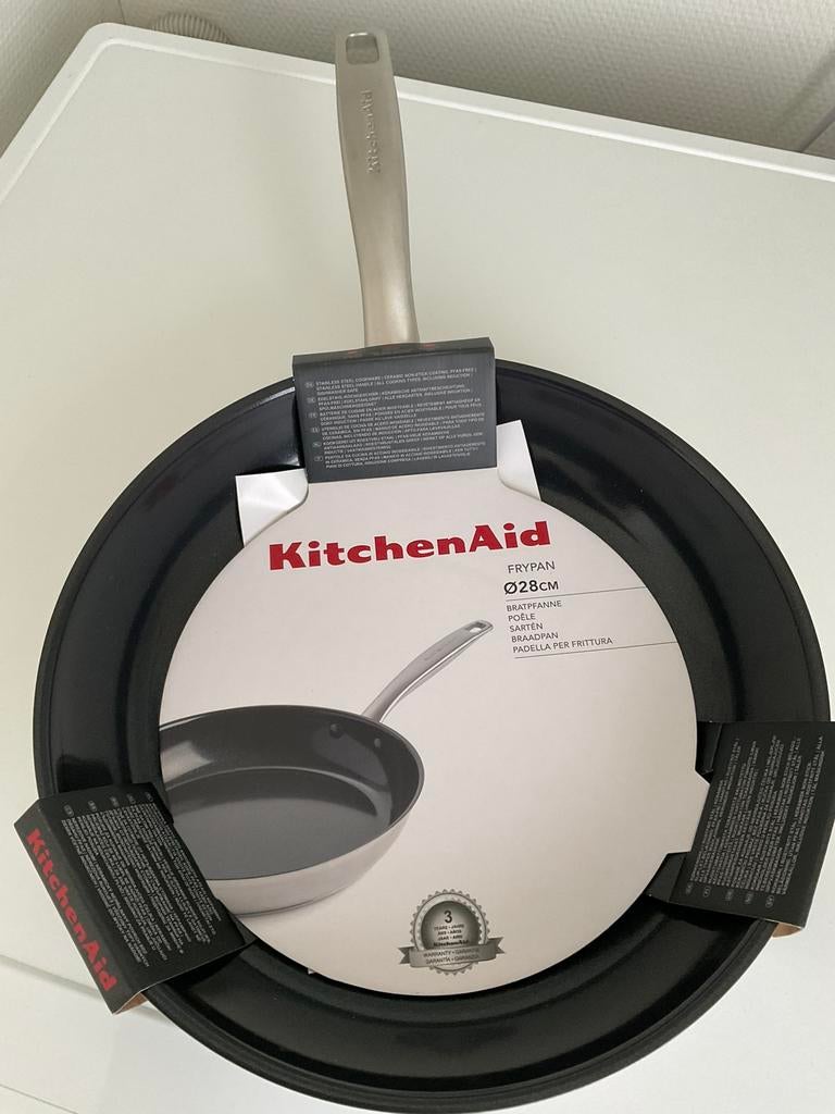 Nieuwe zware RVS KitchenAid braadpan koekenpan 28 cm, Huis en Inrichting, Keuken | Potten en Pannen, Nieuw, Ophalen of Verzenden