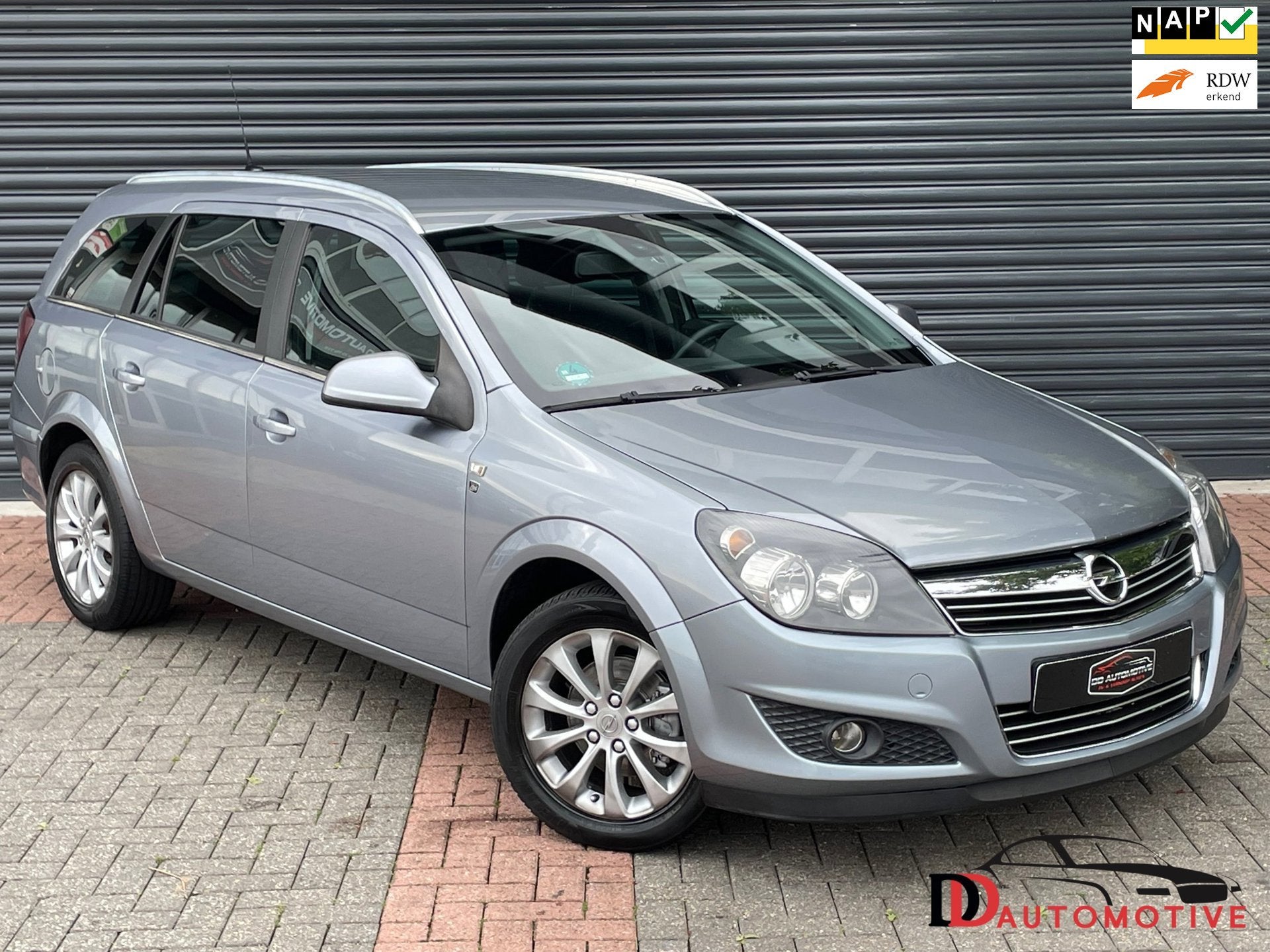 Opel Astra Wagon 1.6 Cosmo Cruise | Trekhaak | Navi | Orgine, Auto's, Voorwielaandrijving, Gebruikt, 116 pk, Origineel Nederlands