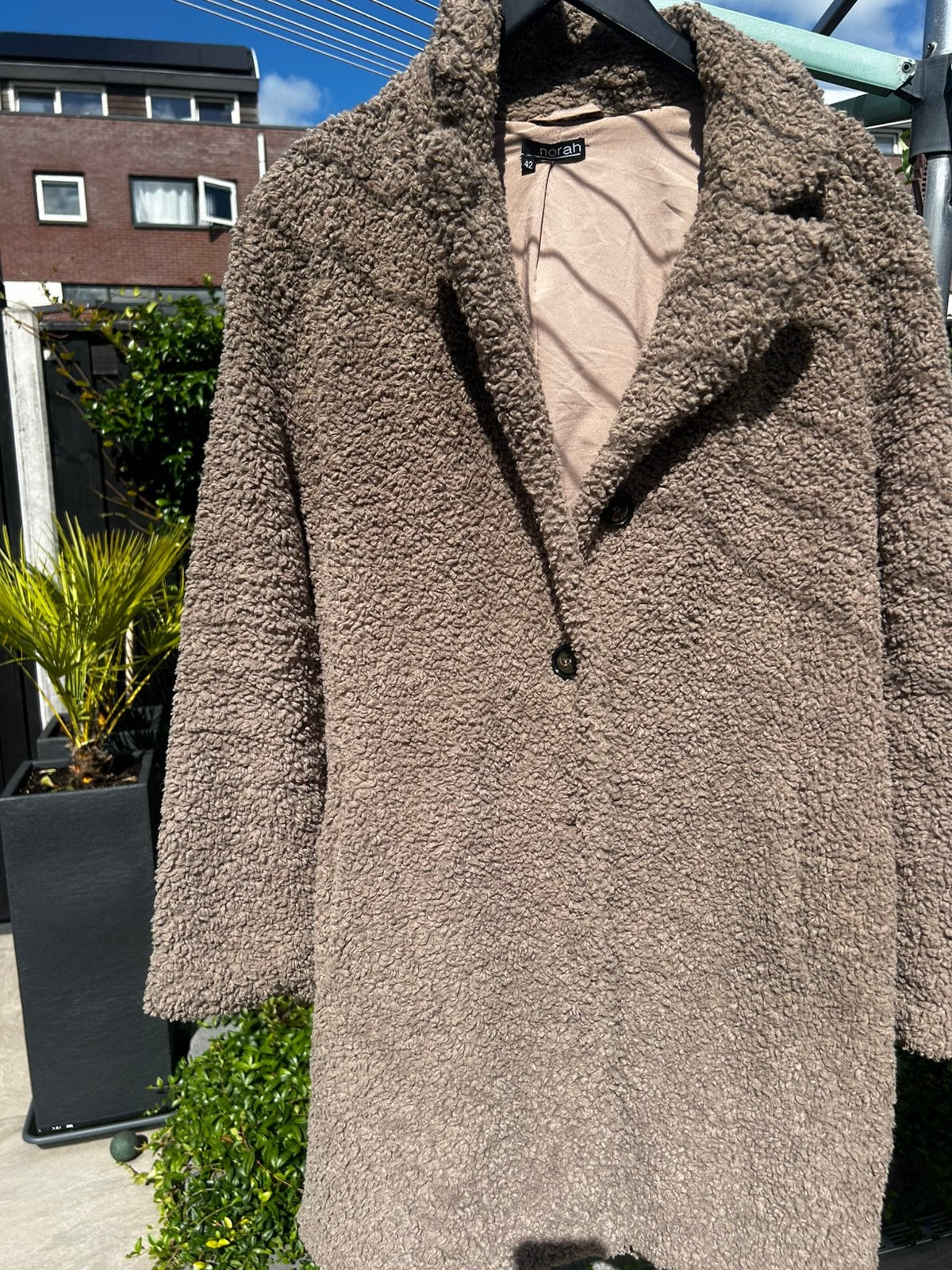 Teddy jas, Ophalen, Zo goed als nieuw, Maat 42/44 (L), Beige