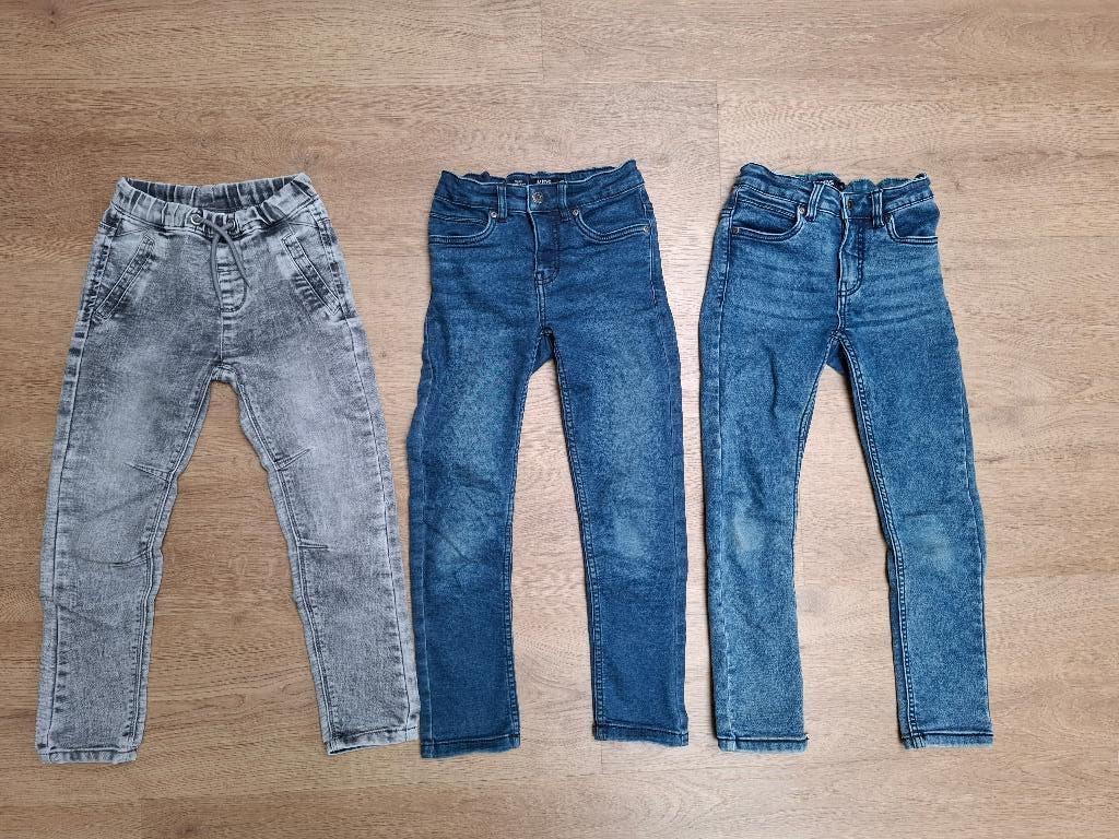 Jongens spijkerbroeken mt 116 en mt 128, Ophalen of Verzenden, Zo goed als nieuw, Maat 116
