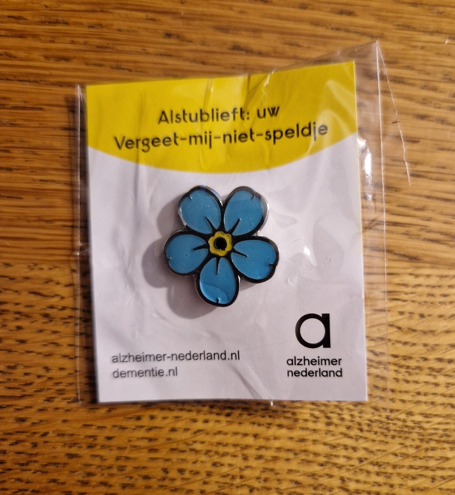 Vergeet-mij-niet-Speldjes Alzheimer Nederland, Ophalen of Verzenden, Nieuw