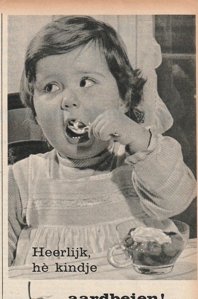 retro reclame 1960 Jonkerfris aardbeien meisje smult, Verzenden, Overige typen