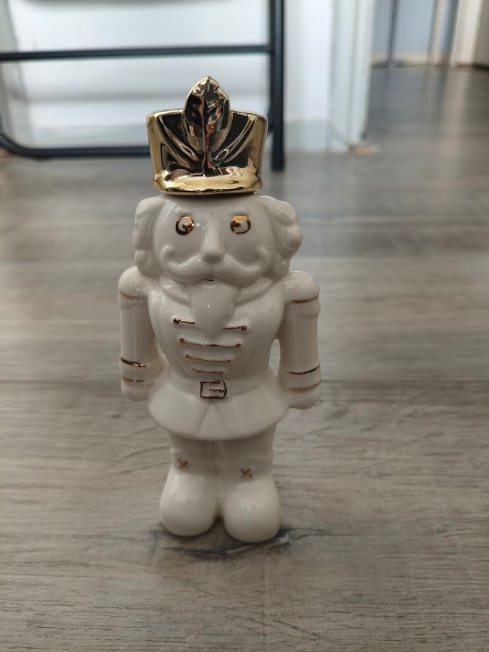Notenkraker beeldje van aardewerk, Ophalen of Verzenden, Zo goed als nieuw
