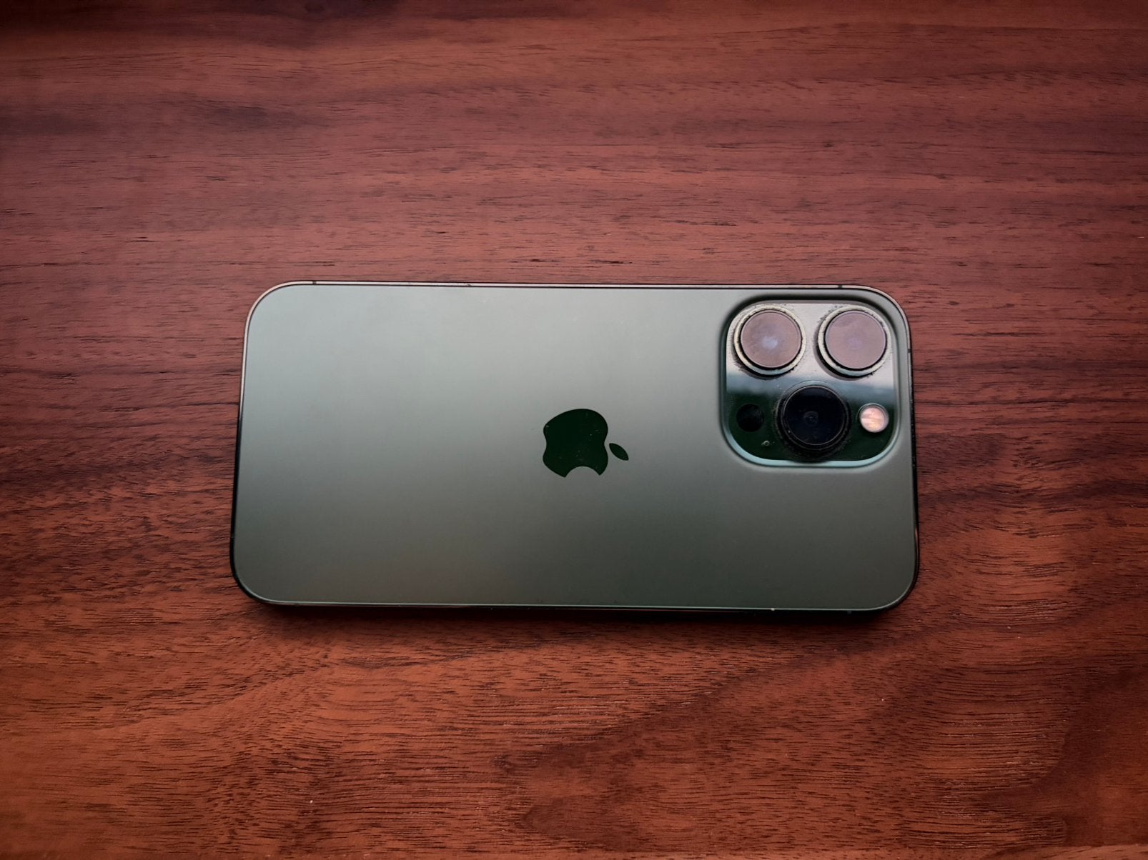 Foto 3 van Iphone 13 Pro / Groen / 92% batterijpercentage