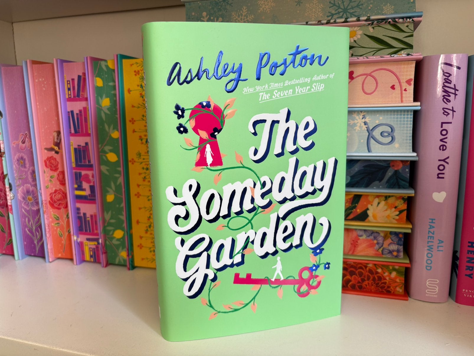 Fairyloot the someday garden | ashley poston, Ophalen of Verzenden, Zo goed als nieuw