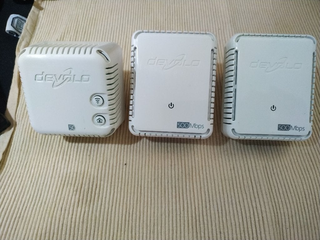 Devolo dLAN 500 WiFi 500 Mbps 3 adapters, Ophalen of Verzenden, Zo goed als nieuw, Devolo
