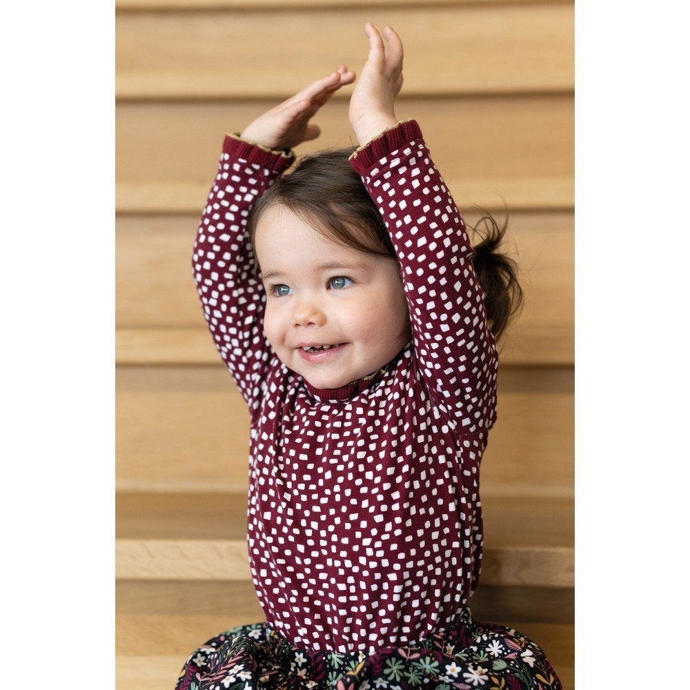 COUPON : jersey stof shapes, bordeaux, Hobby en Vrije tijd, Stoffen en Lappen, Overige kleuren, 120 cm of meer, Nieuw, Ophalen of Verzenden