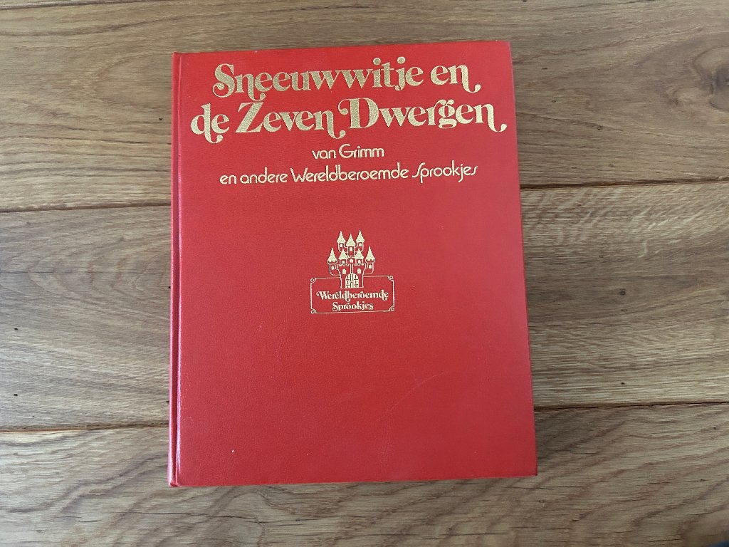 Wereldberoemde Sprookjes Sneeuwwitje en de Zeven Dwergen, Ophalen of Verzenden, Gelezen, Van Grimm