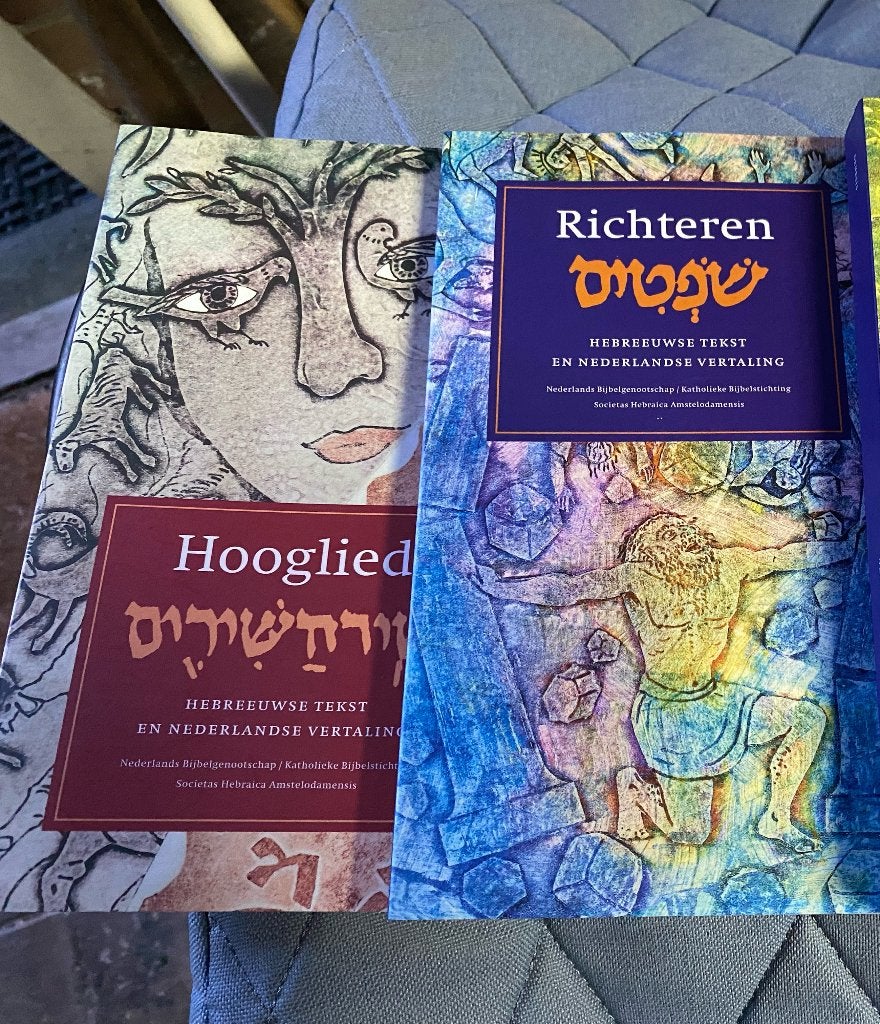 9) Hebreeuwse tekst en Nederlandse vertaling, Boeken, Ophalen of Verzenden, Zo goed als nieuw, Christendom | Katholiek