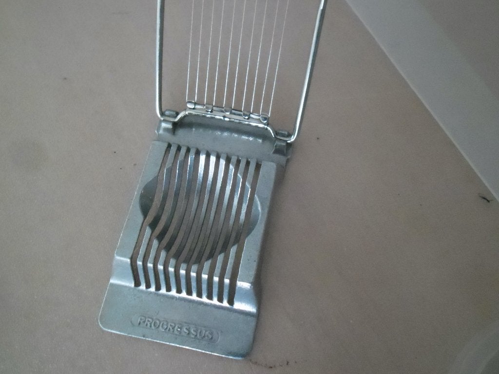 Eiersnijder Progressus - Vintage Keukenhulp, Overige typen, Ophalen of Verzenden, Nieuw, Metaal