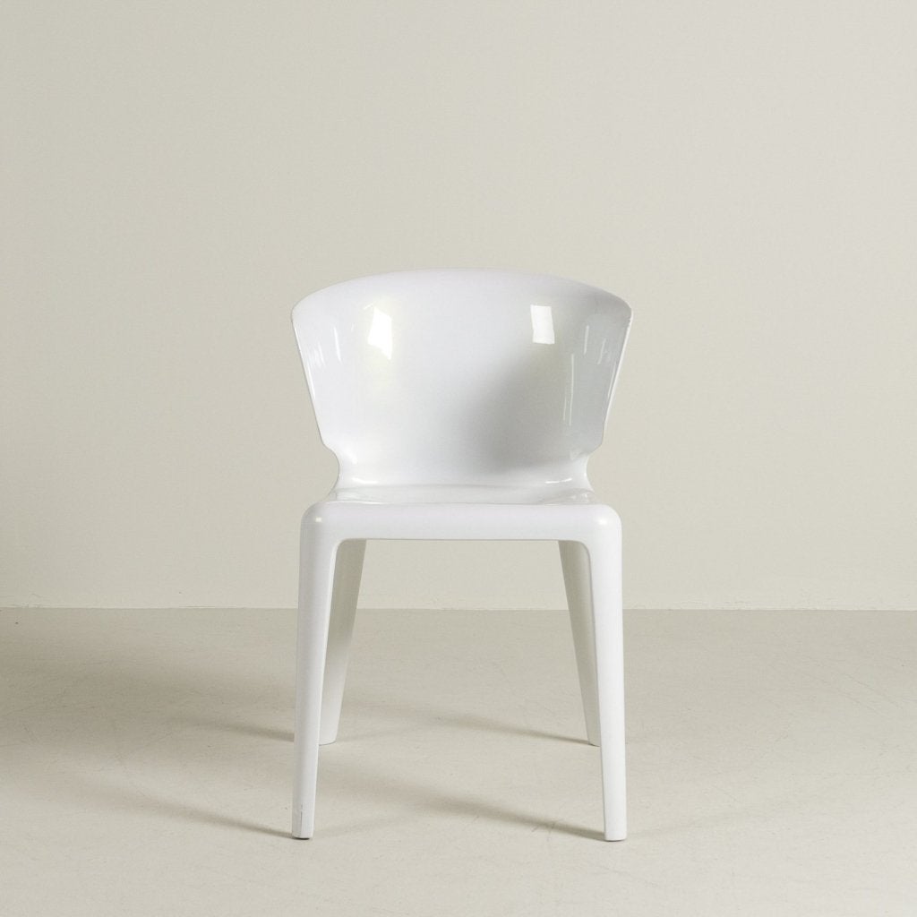 Cassina Hola Stoel Wit Kunststof, Huis en Inrichting, Cassina, Zo goed als nieuw, Niet ingevuld, Niet ingevuld