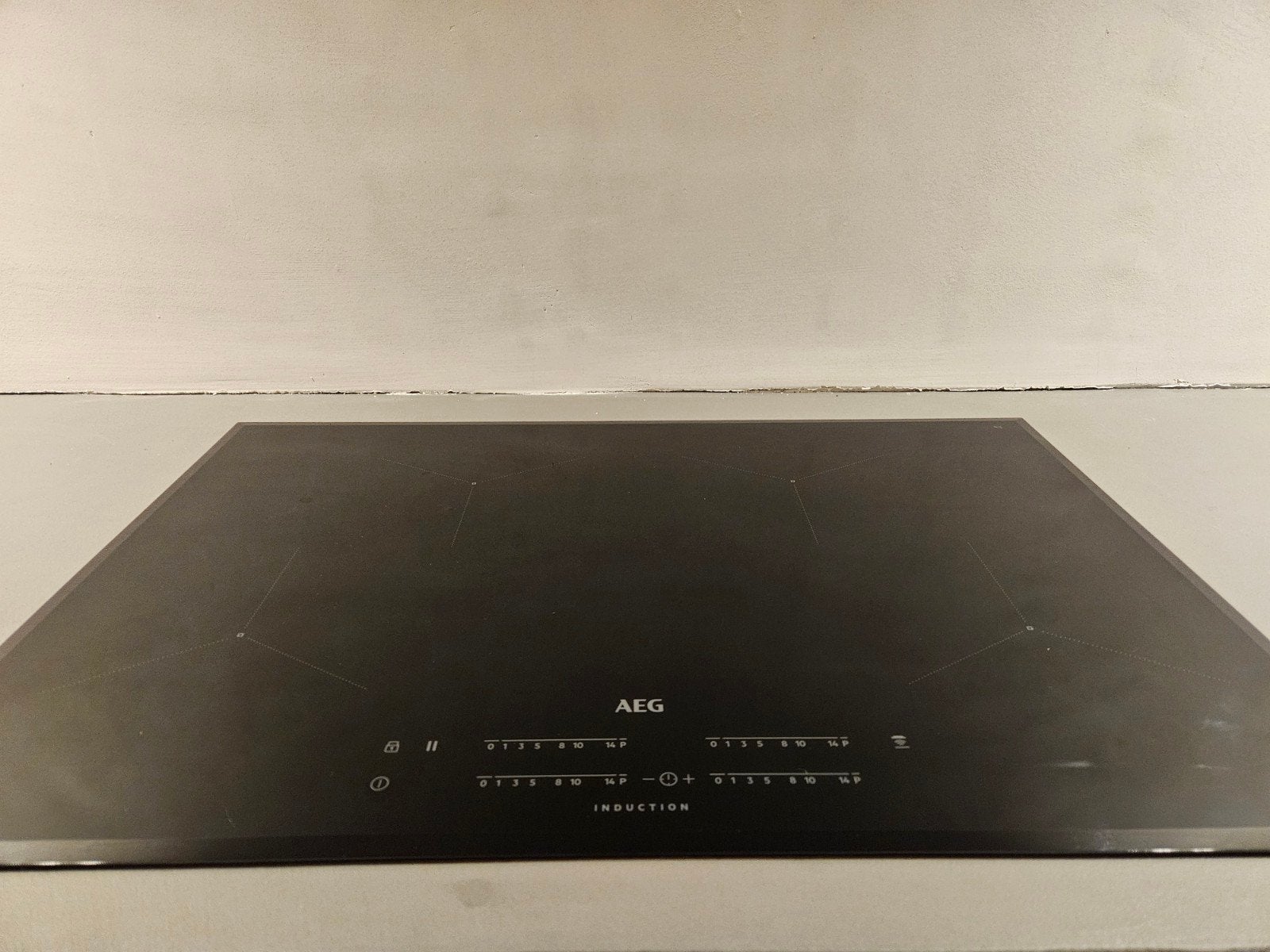 AEG IKB84431FB Inductie kookplaat - 75x49 cm, Ophalen, Gebruikt, 4 kookzones, Inbouw