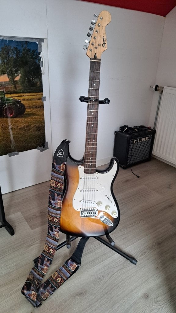 Fender Squier Gitaar, Ophalen, Zo goed als nieuw, Solid body, Fender