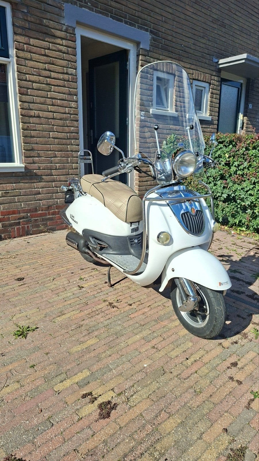 2x retro snorscooter, witte Iva Venice 50 zwarte Fosti, Fietsen en Brommers, Gebruikt, Benzine, Ophalen, Overige merken