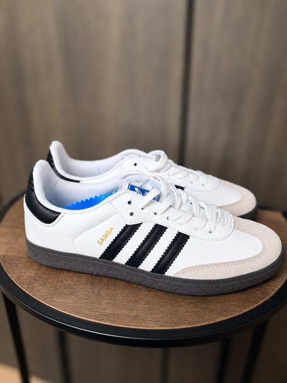 Mooie Adidas schoenen, Adidas, Wit, Nieuw, Ophalen of Verzenden