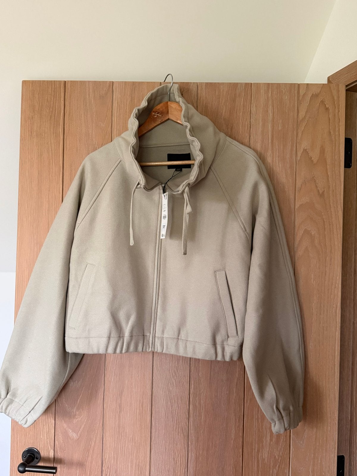 Stijlvol beige bomberjack - Maat L, Verzenden, Nieuw, Maat 42/44 (L), Beige