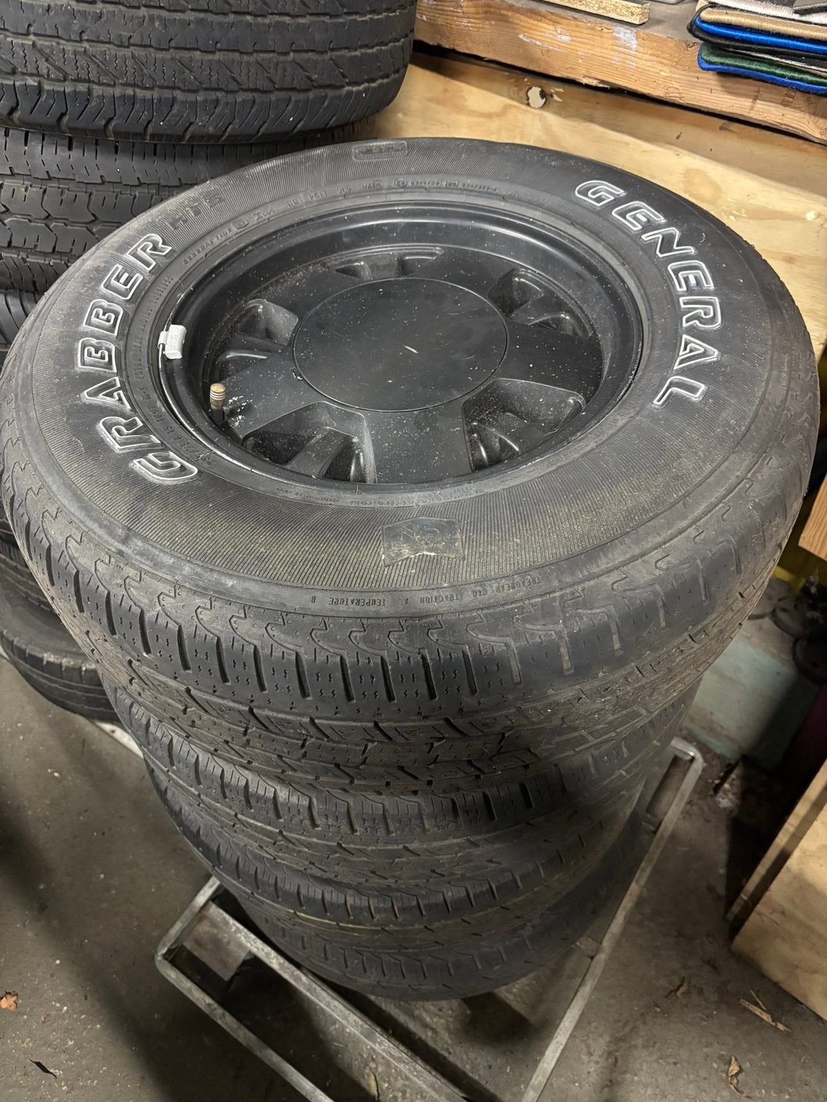 Gebruikte  15 inch velgen met goede banden   5x5 / 5x127 GM, Ophalen, 15 inch, Zomerbanden, Velg(en)