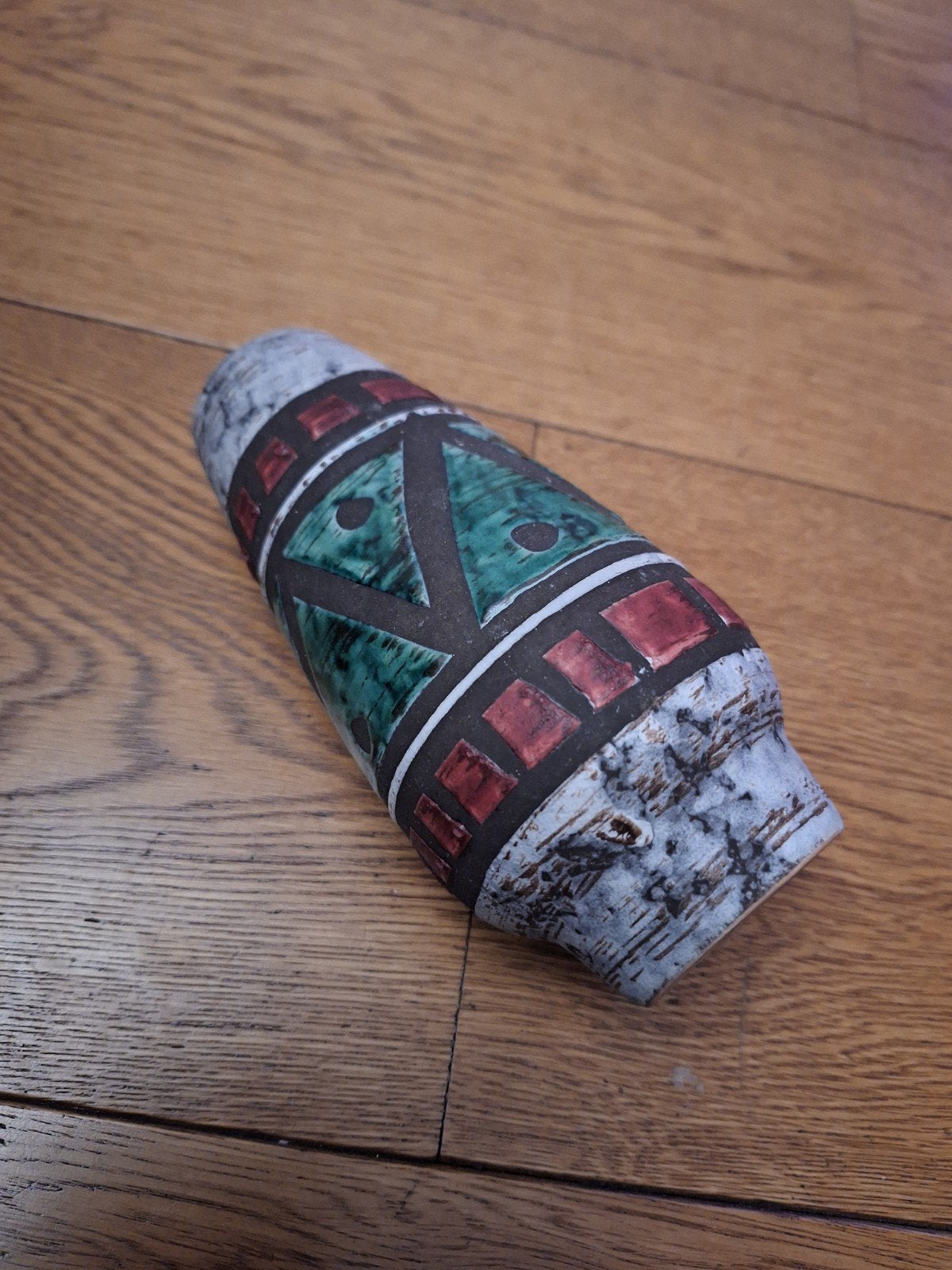 Vintage Strehla Keramiek Vaasje - Handgevormd, Antiek en Kunst, Antiek | Keramiek en Aardewerk, Ophalen of Verzenden