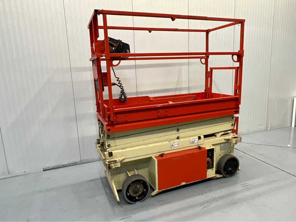 JLG 6RS Schaarhoogwerker - 275 uur - werkhoogte 7.8M - uitsc