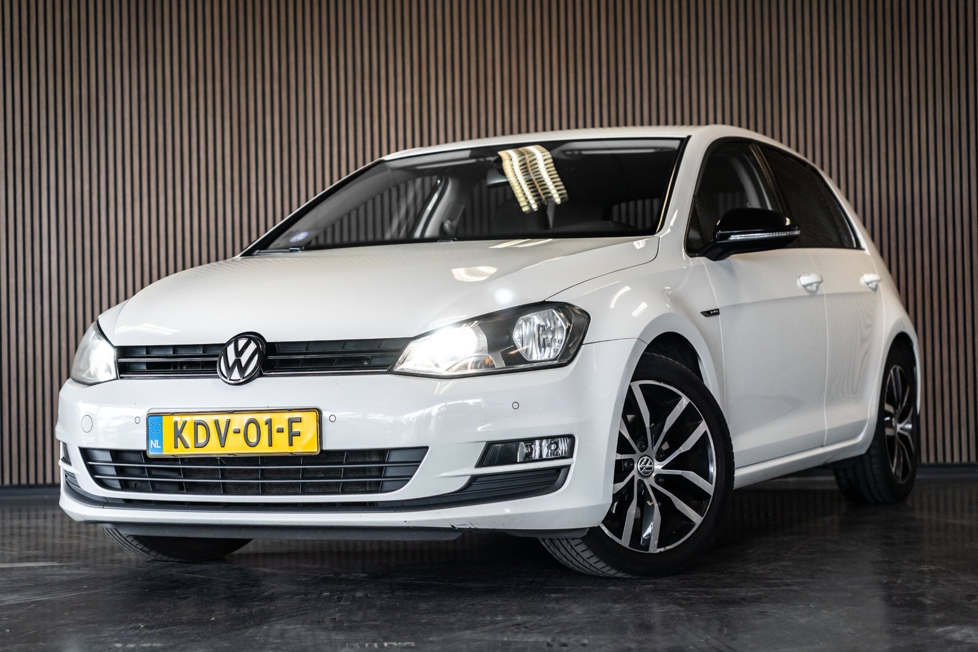 Volkswagen Golf Variant 1.4 TSI Highline I KEYLESS I CAMERA, Voorwielaandrijving, Gebruikt, 4 cilinders, 620 kg