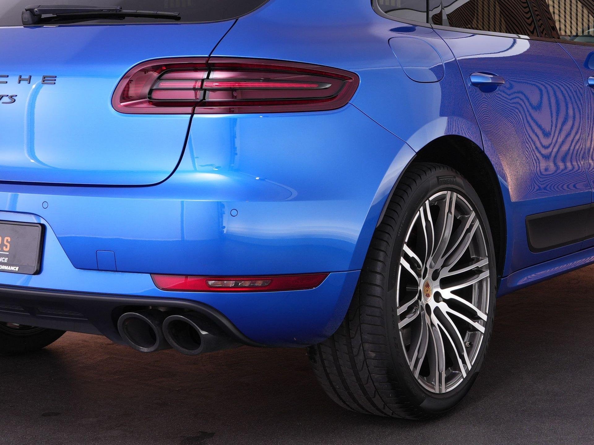 Foto 15 van Porsche Macan 3.0 GTS |panoramadak|luchtvering|PASM|sportuit