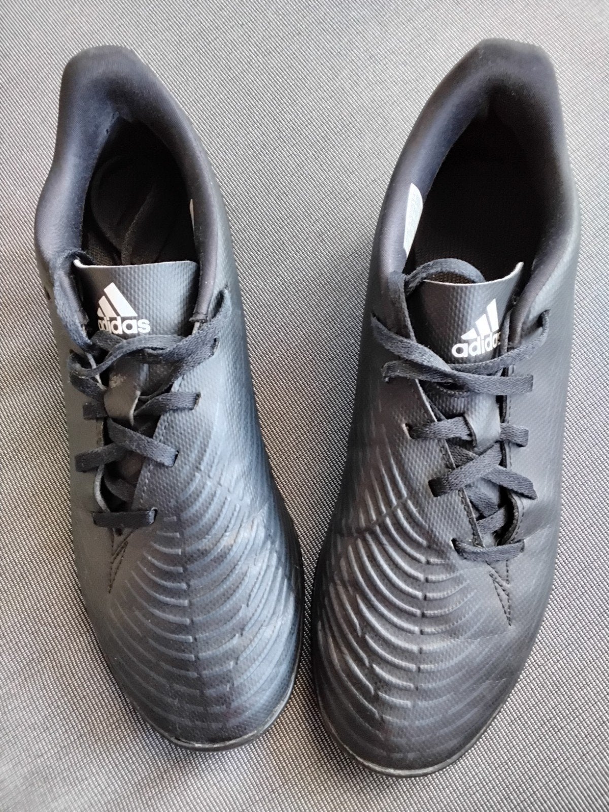 Voetbalschoenen voor kunstgras, Maat XS of kleiner, Ophalen of Verzenden, Zo goed als nieuw, Schoenen