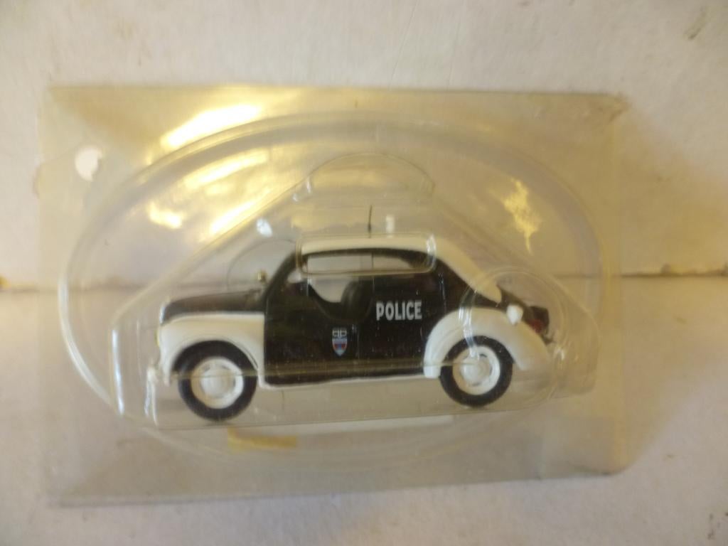 Norev Renault 4 CV Police Politie 1:43 modelauto, Hobby en Vrije tijd, Modelauto's | 1:43, Ophalen of Verzenden, Nieuw, Auto, Norev