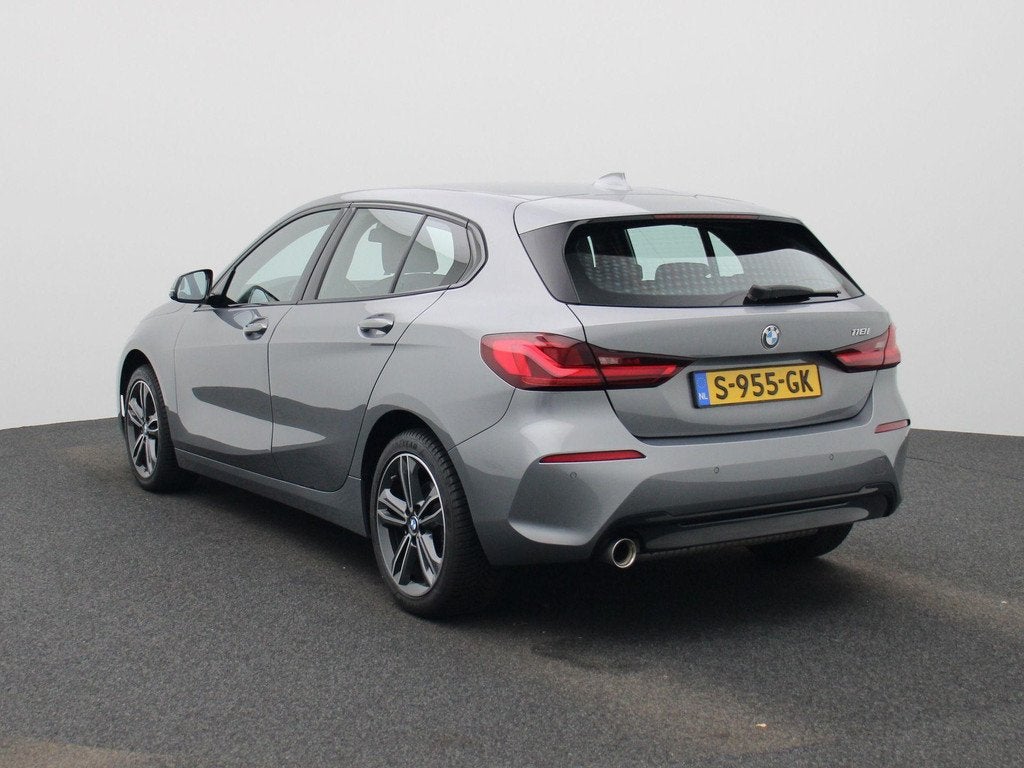 BMW 1-serie 118i Introduction Edition | Aut. | LED | Navi |, Auto's, BMW, 12 maanden, 136 pk, Gebruikt, Origineel Nederlands