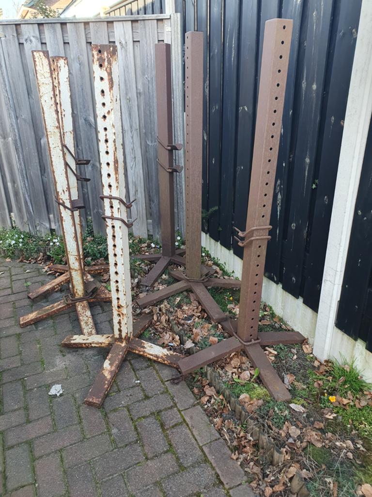 6 zware kwaliteit springstaanders, Dieren en Toebehoren, Ophalen, Overige soorten