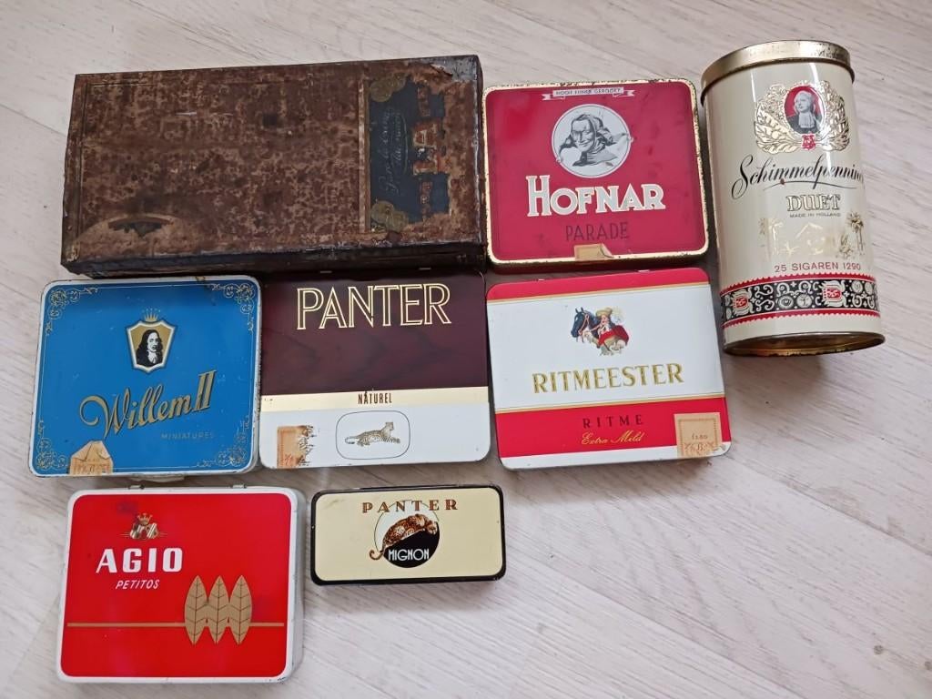assorti sigarenblikjes, Ophalen