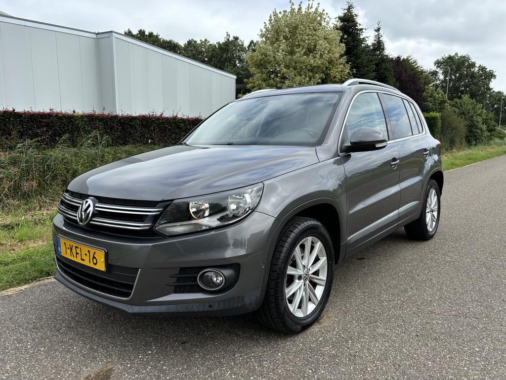 Volkswagen Tiguan 1.4 TSI Sport&Style / AIRCO / NAVI / EXPOR, Voorwielaandrijving, Euro 5, 15 km/l, 4 cilinders