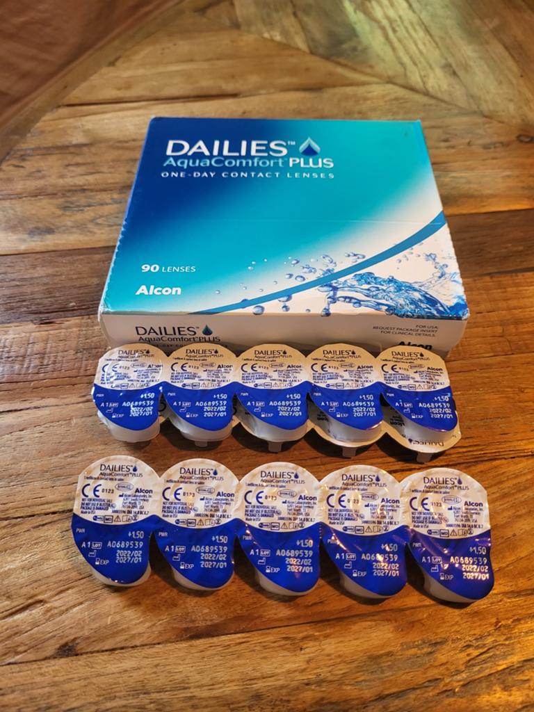 110 daglenzen.  Aqua comfort plus. Sterkte +1,50, Ophalen of Verzenden, Nieuw, Overige kleuren