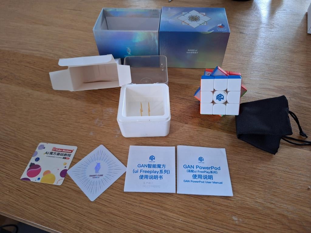 GAN 12 UI FreePlay Smart Cube met Bluetooth - Goede staat, Ophalen of Verzenden, Gebruikt, Jongen of Meisje