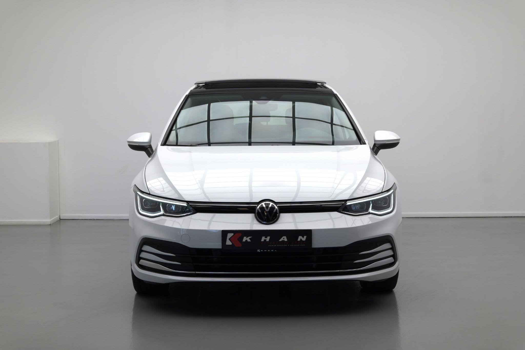 Volkswagen Golf 1.5 eTSI Style |Panoramadak|Massage|Carplay|, Euro 6, 4 cilinders, 150 pk, Wit