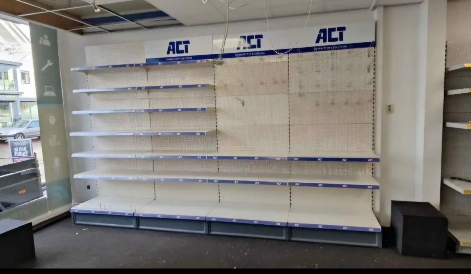 partij winkel stelling Tegometal, Ophalen
