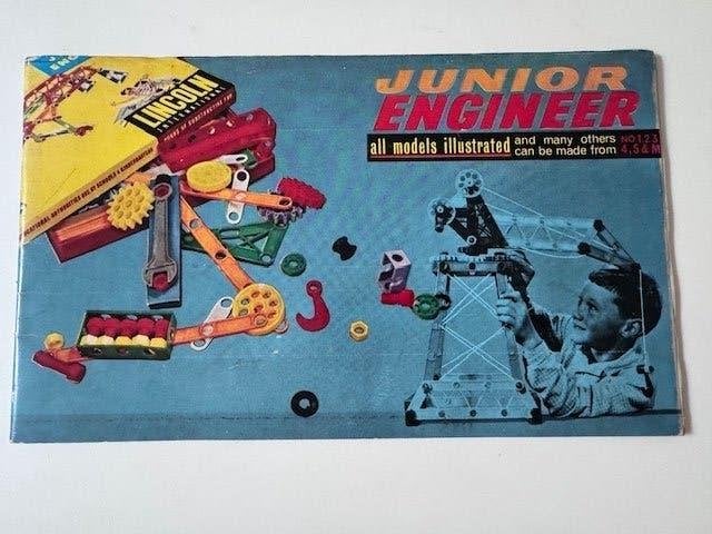 Junior Engineer Plastic Construction Kit, Hobby en Vrije tijd, Ophalen of Verzenden, Gebruikt, Groter dan 1:32