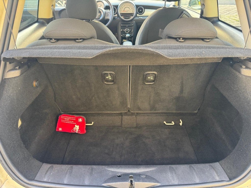 Foto 14 van MINI ONE 1.6BENZINE|2011|124DKM|AIRCO|CRUISE CONTROL|KOOPJE!