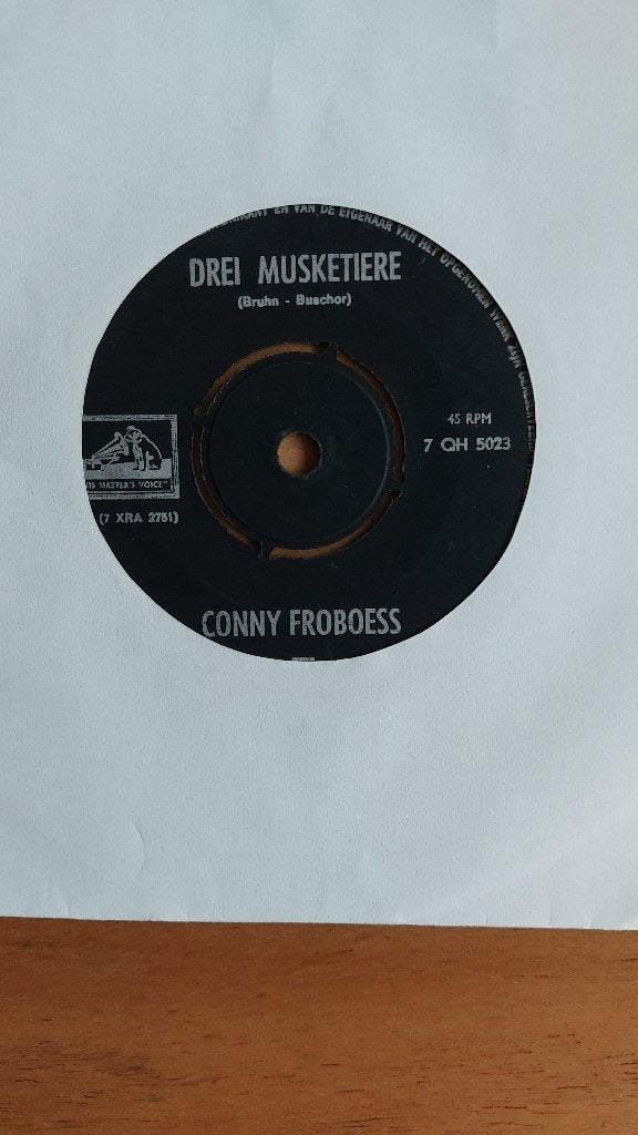 Conny Froboess  /  Drei Musketiere, Verzenden, Gebruikt, 7 inch, Nederlandstalig