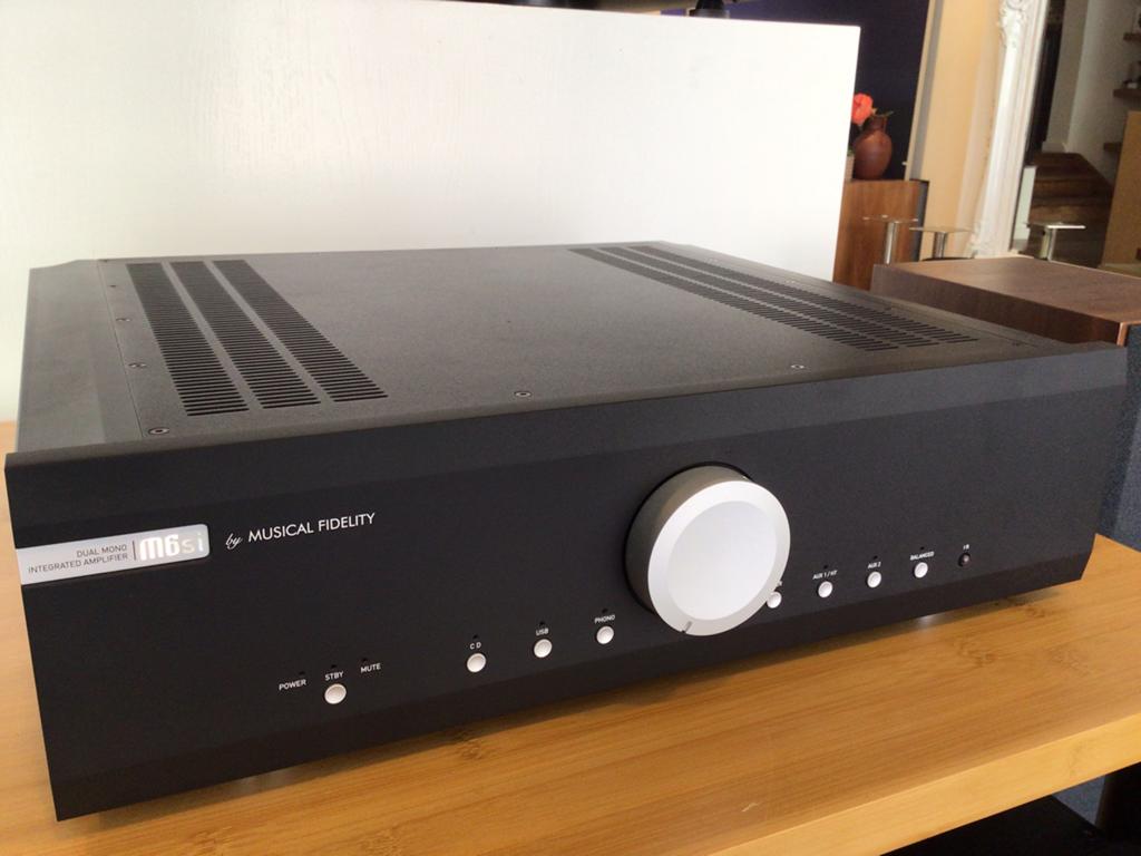 Musical Fidelity M6Si stereo versterker plankmodel nieuw!, Overige merken, Nieuw, Ophalen of Verzenden, 120 watt of meer