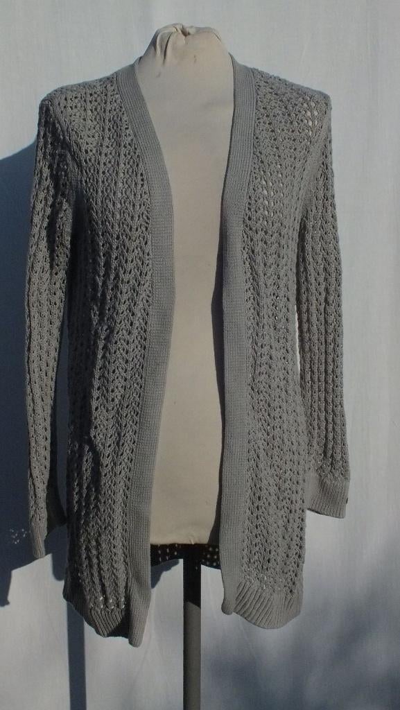 Mooi grijs gatenvest.Zonder sluiting.Mt M.Merk EDC Esprit, Maat 38/40 (M), ., Ophalen of Verzenden, Zo goed als nieuw