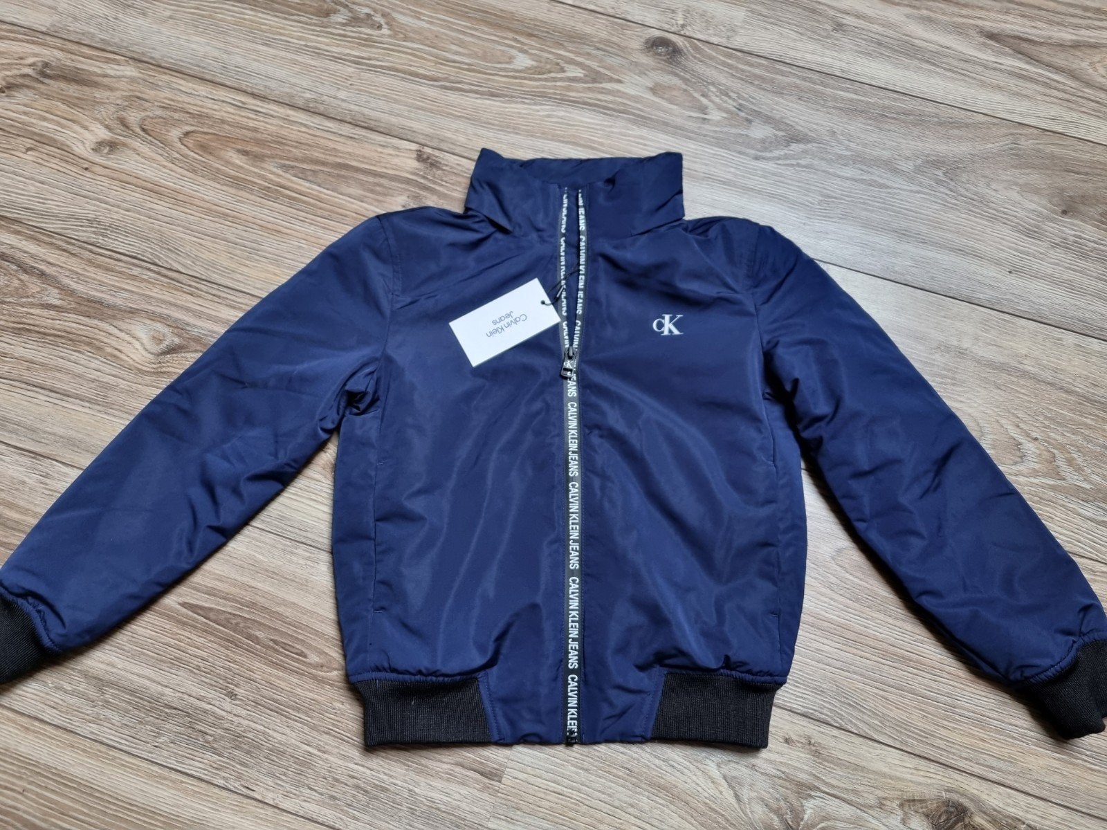 Calvin klein winterjas maat 128 nieuw, Nieuw, Jongen, Jas, Calvin Klein