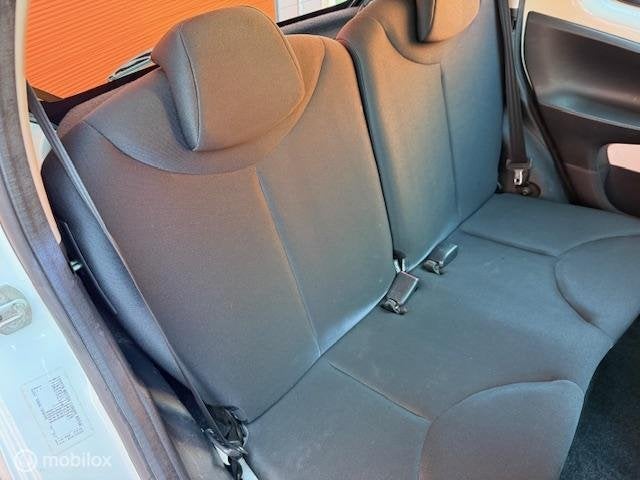 Foto 14 van Toyota Aygo 1.0 VVT-i Now 5 DRS APK 03-2027 KM NAP