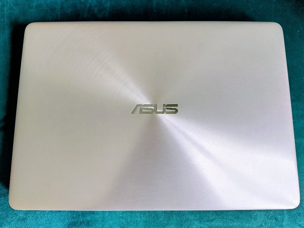 Asus Zenbook UX310UA — dunne, lichte laptop, Computers en Software, Ophalen, Gebruikt, 2 tot 3 Ghz, Qwerty