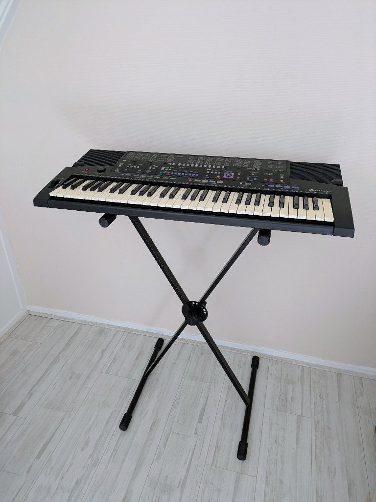 Yamaha PSR-410 keyboard, Muziek en Instrumenten, Ophalen, Yamaha, Aanslaggevoelig, 61 toetsen