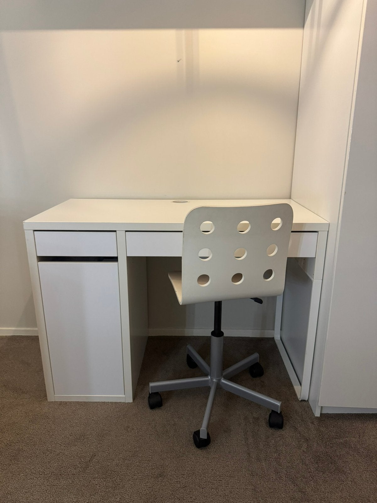Bureau MICKE + stoel IKEA, Ophalen, Gebruikt, IKEA, Wit