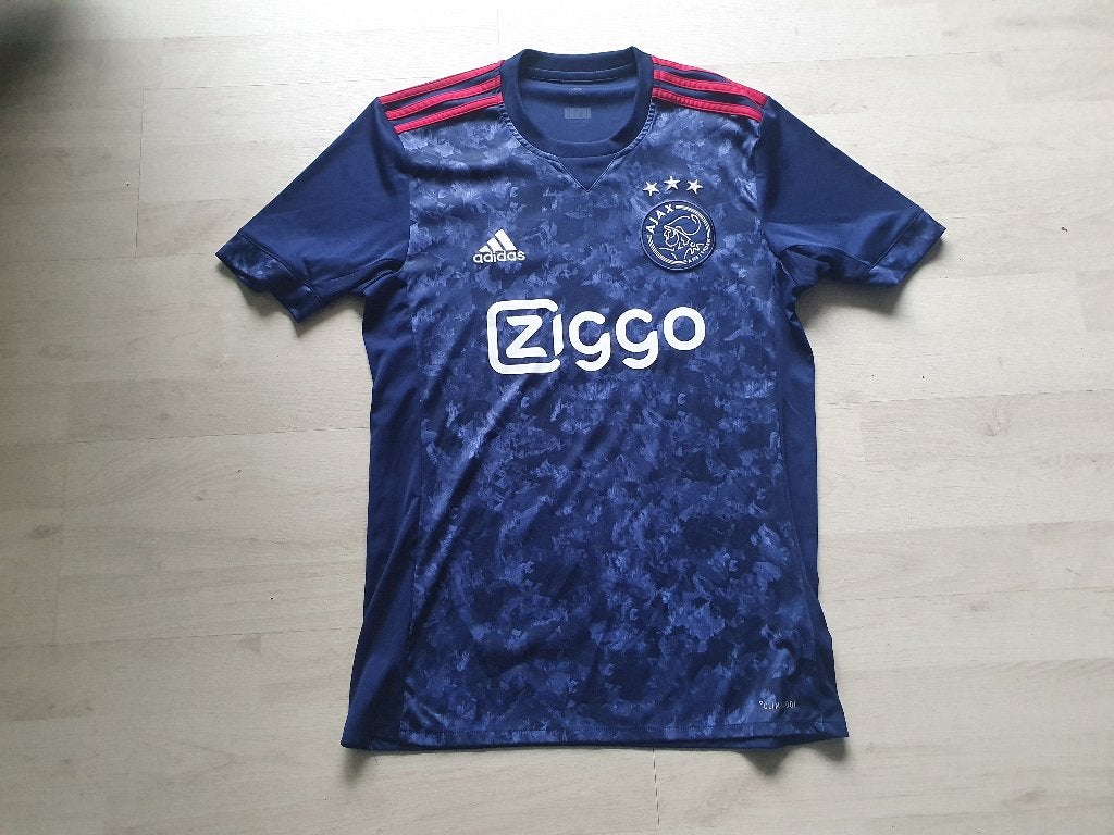 Ajax UIT Shirt! Seizoen 17/18! Mt 176/S!, Ophalen of Verzenden, Zo goed als nieuw, Rood, Voetbal