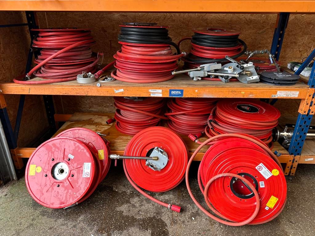Brandhaspels gedemonteerd, Huis en Inrichting, Brandblussers en Brandkasten, Zo goed als nieuw, Brandblusser, Ophalen