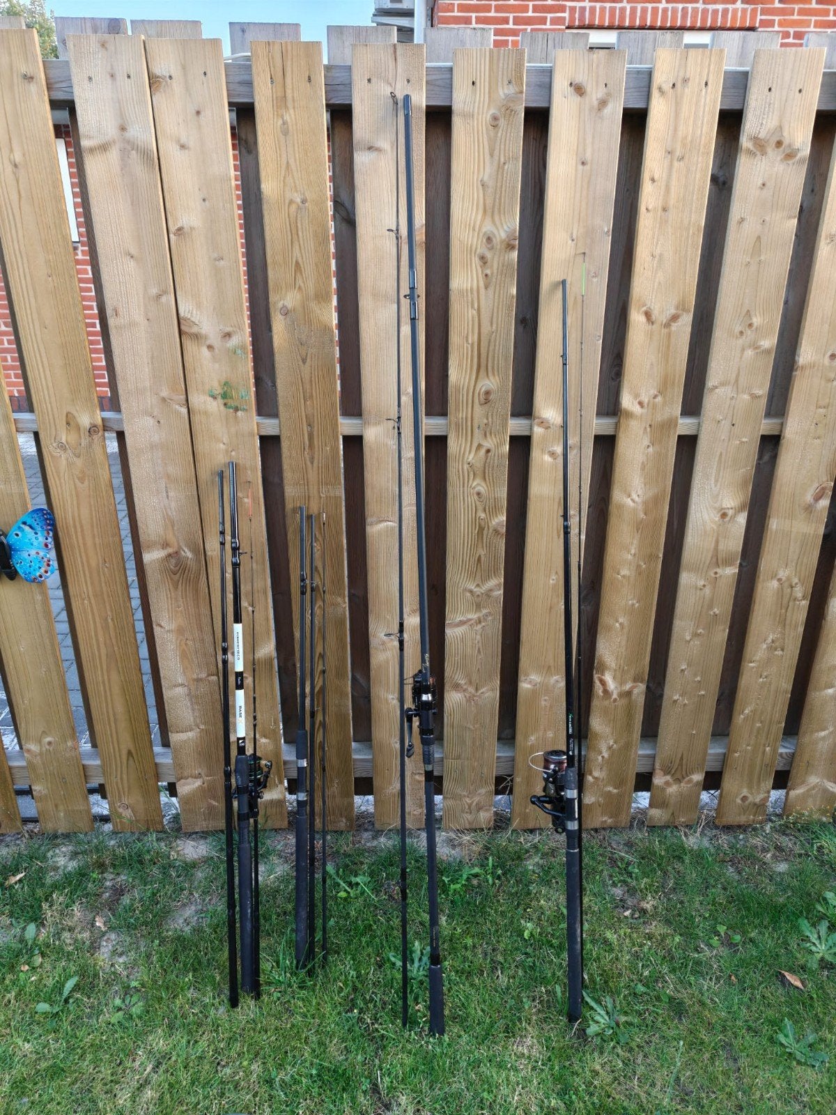 Complete hengelsportset – 4 hengels + molens & accessoires, Ophalen, Complete set