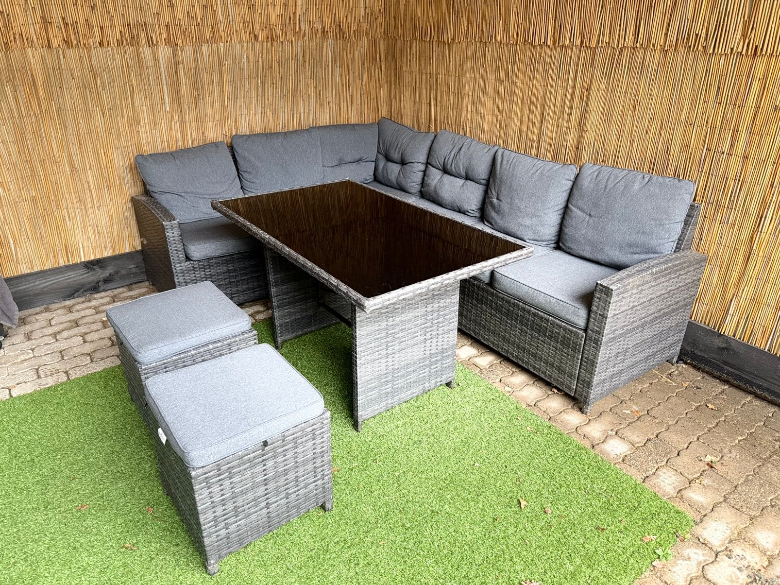 Mooie loungeset met 2-delige bank, tafel en 2 hockertjes, Ophalen, Overige materialen, Gebruikt, 6 zitplaatsen